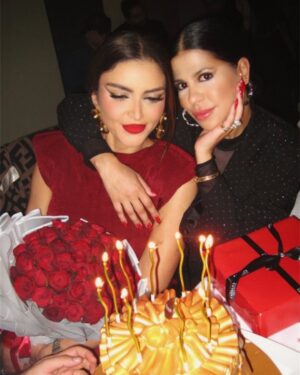 Samira Magroun Instagram - Celebrating life ❤️🔥 i love u all
MUA @wissem.yahyaoui.5 ✨✨✨✨ @kikomilano