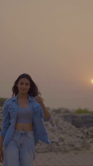 Samridhi Puri Instagram - Video bna ke dekha mei v teri taur di 🥹