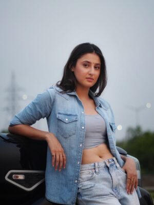 Samridhi Puri Instagram - Jinha jinha vekhaaan šš