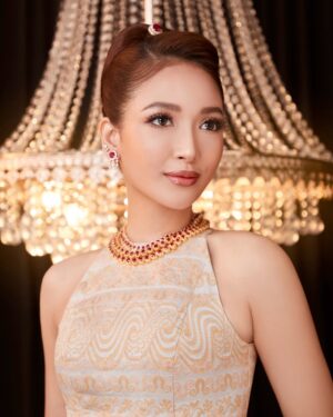 San Yati Moe Myint Instagram - ✨🤎