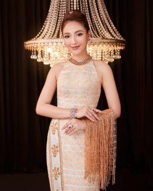 San Yati Moe Myint Instagram - ✨🤎