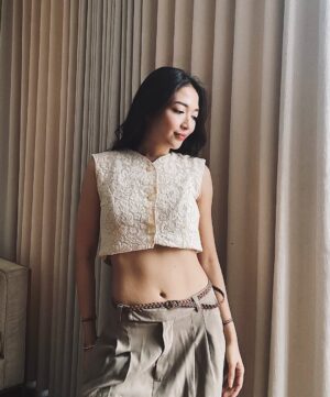 San Yati Moe Myint Instagram - Lowkey shady✨
