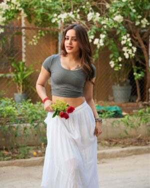Sanah Shaikh Instagram - Waqt Puchu Ya Haal Puchu
Tumse baat karni hai
aisa kya sawal puchu 👀❤️