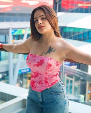 Sanah Shaikh Instagram - 🌸🩷