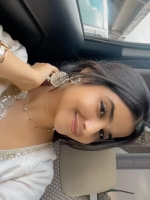 Sanchi Jain Instagram - I have spammed enough but here we goooo agaiannamamamamama😁
Tanadhumtanadhum dha dha dha dha ree
Explore
#explore #southindianfashion #nmimsgraduation