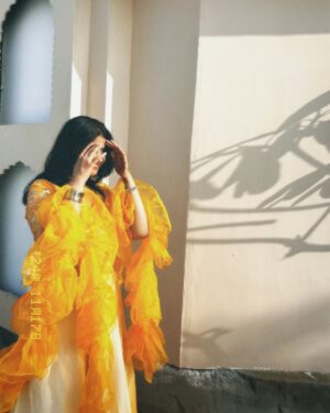 Sanchi Jain Instagram - Something about Haldi Outfits✨🌼
Credits : @kriti_595 😙
{Wedding, outfits, inspiration, lehenga}
#haldioutfit #haldioutfitideas #haldi #weddingoutfits #weddingdress #weddingday #outfitinspo #pinterestinspired #pinteresty #traditional