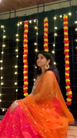 Sanchi Jain Instagram - Pata nahi Popatlal mujhe darawni dulhan kyu samajh baitha!?🥲
3AM scenes 😫
#diwalitransition #diwali #terebina #trendingreels #trending