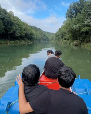 Sanchi Jain Instagram - Offline. Living. Loving. Romanticizing everything.🎀
#meghalaya #sevensisters #northeasttravel #travelling #travel #aesthetic #corousel