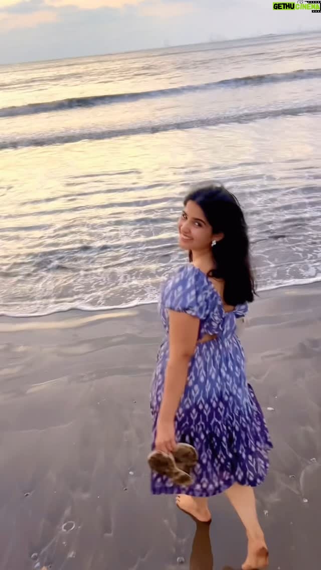 Sanchi Jain - 7K Likes - Needed a Getaway 😭🏖️
👗 : @utsastores 
.
.
.
.

#vacation #beach #trend