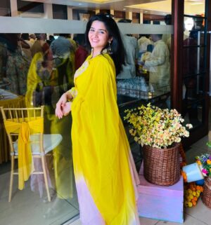 Sanchi Jain Instagram - Quick Disconnect 💛
📸: @avniii_10
Haldi , outfit, ootd