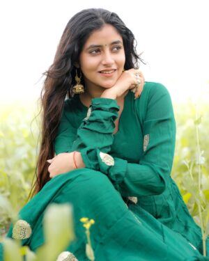 Sanchita Bashu Instagram - “जहां हवा सुकून के गीत गाती है। 🌾💚 #picture #picoftheday #instagram #instaphoto #instapic
