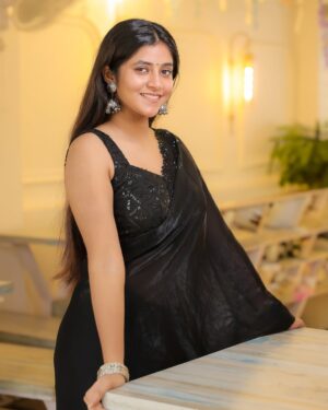 Sanchita Bashu Instagram - 🤭#photooftheday #photo #pictures #picofday #instagram #instapic