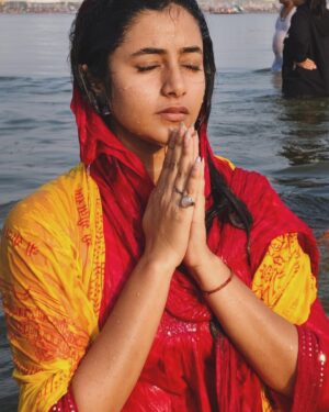 Sanchita Bashu Instagram - महाकुंभ प्रयागराज – जब करोड़ों लोग मिलकर भक्ति का उत्सव मनाते हैं।”#mahakumbh #prayagraj #uttarpradesh #mahakumbh2025