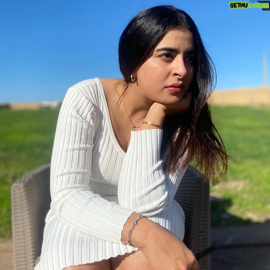 Sandia Tajdin - 28.4K Likes - كل عام و انتم بالف خير كل عام و انتم الحب 
على أمل أن تكون السنة المقبلة عام لتحقيق الأحلام ، الخير ، المحبة و السلام 

سنة سعيدة يا لكبيدات 🙊❤️🌺

#سنه_جديده 
#اهداف_جميله 
#أحلام_سعيدة 

#ساندية_ابو_تاج_الدين 

❤️🙈🇲🇦🌺