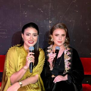Sandia Tajdin Instagram - Des moments spécial de joie de sincérité d’amour avec ma chérie @yousrabouhmouch le grand @allalirachid 
Ce soir sur @2mtv 

👗 : @smdesign10_officiel 
💄 : @hafida_skalli_visagiste 

Je vous aime .. 

#رشيد_العلالي 
#يسرى_بوحموش 
#ساندية_تاج_الدين