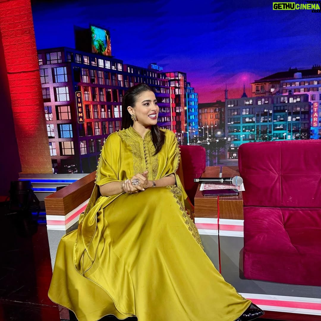 Sandia Tajdin - 76K Likes - Des moments spécial de joie de sincérité d’amour avec ma chérie @yousrabouhmouch le grand @allalirachid 
Ce soir sur @2mtv 

👗 : @smdesign10_officiel 
💄 : @hafida_skalli_visagiste 

Je vous aime .. 

#رشيد_العلالي 
#يسرى_بوحموش 
#ساندية_تاج_الدين