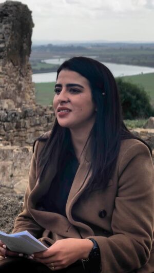 Sandia Tajdin Instagram - Quo Vadis ,  Meryem ! 
Le voyage. 

Court métrage réalisé par : amine zeriouh @usbek_14 

#cinema 
#actress 
#voyage 

#sandiatajdin 

🎬..