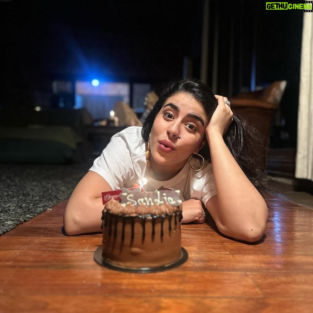 Sandia Tajdin - 76.1K Likes - 🎂 ..

#ساندية_تاج_الدين