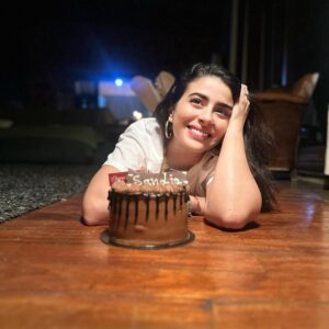 Sandia Tajdin Instagram - 🎂 ..

#ساندية_تاج_الدين
