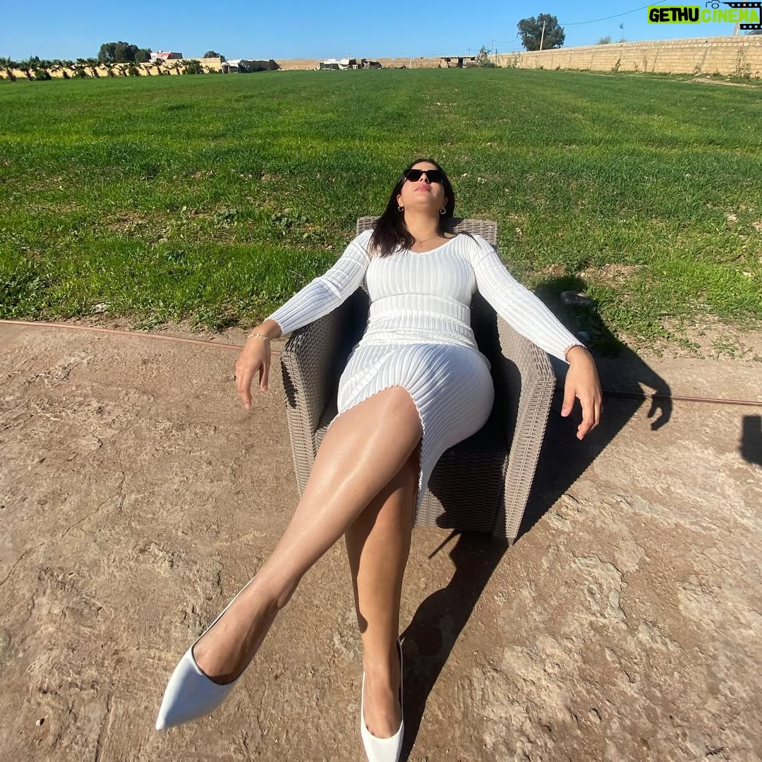 Sandia Tajdin - 28.4K Likes - كل عام و انتم بالف خير كل عام و انتم الحب 
على أمل أن تكون السنة المقبلة عام لتحقيق الأحلام ، الخير ، المحبة و السلام 

سنة سعيدة يا لكبيدات 🙊❤️🌺

#سنه_جديده 
#اهداف_جميله 
#أحلام_سعيدة 

#ساندية_ابو_تاج_الدين 

❤️🙈🇲🇦🌺
