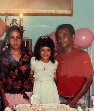 Sandra Berrocal Instagram - Mi amor genuino mi viejo de mi vida , mi querido y amado padre te amo con mi vida . Gracias por tus enseƱanzas por tu amor por siemrpe confiar en mĆ y nunca dejarme sola y decirme no estĆ”s sola lucha por tus sueƱos sin importar el que diran Feliz CumpleaƱos ššš Santiago Berrocal Vida y Salud le pido a Dios para ti ā¤ļø te amo papi ā¤ļø