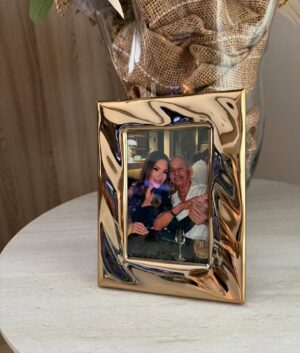 Sandra Berrocal Instagram - Mi amor genuino mi viejo de mi vida , mi querido y amado padre te amo con mi vida . Gracias por tus enseƱanzas por tu amor por siemrpe confiar en mĆ y nunca dejarme sola y decirme no estĆ”s sola lucha por tus sueƱos sin importar el que diran Feliz CumpleaƱos ššš Santiago Berrocal Vida y Salud le pido a Dios para ti ā¤ļø te amo papi ā¤ļø