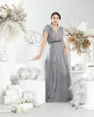 Sandra Dewi Instagram - @zentableware x Sandra Dewi volume 4
Dress by @by__gail 
Styled by @wanda_haraa