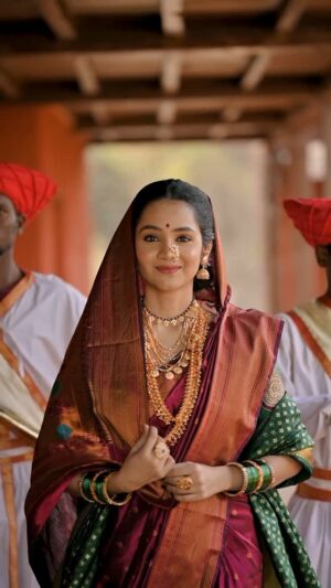 Sanika Bhoite Instagram - Maay Bhavani 🚩
.
Mua : @varsha_makeover22
Outfit: @vidya_rental_boutique
🎥 : @abhi_patil_photography_1818
.
#reels #reelsinstagram #reelitfeelit #reelkarofeelkaro #instagood #instagram