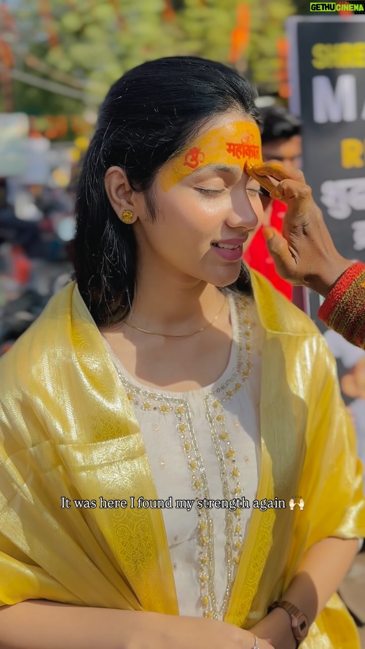 Sanika Bhoite - 394K Likes - When you lose everything you finally find Him #harharmahadev #jaymahakal 🔱🙇‍♀️ 
.
#reels #reelsi̇nstagram #reelitfeelit #reelkarofeelkaro #instagood #instagram