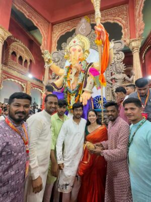 Sanika Bhoite Instagram - Ganesh Utsav 2025 🤍🌺
.
#sanika_17 #lalbaughcharaja #chintamani #ganeshgallicharaja #mumbaicharaja #dagdushethganpati #mumbai #pune #punekar #punecity #mumbaikar #ganapatibappamorya #bappa #sanikabhoite #instagood #instagram