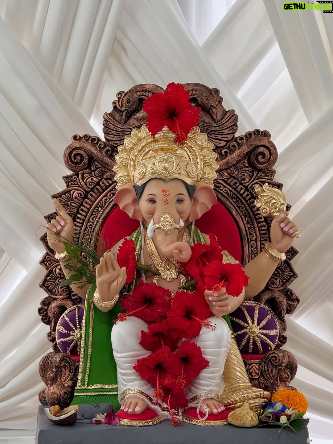 Sanika Bhoite - 165K Likes - Ganapati Bappa Morya 🕉️🌺
.
Outfit : @beautyfly._official 
.
#sanika_17 #photooftheday #photography #ganapati #bappa #livingmybestlife #lifestyle #cute #pretty #love #smile #instagood #instagram #pune #punekar #punecity #mumbai #mumbaikar