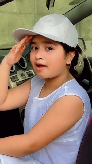 Saniya Ahmed Instagram - Taqdeer meri Ab to ā¤ļø