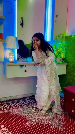 Saniya Ahmed Instagram - Eid Mubarak āŖļø