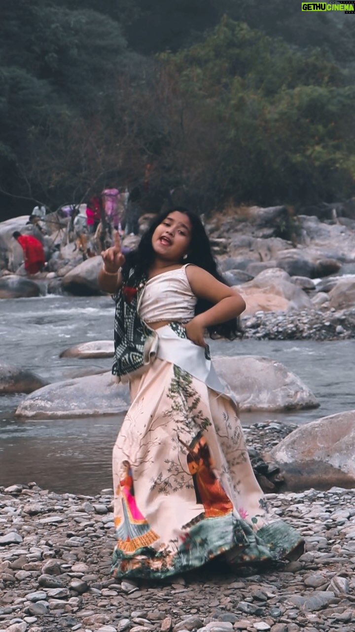 Saniya Ahmed - 2.5K Likes - na mila koi Bhi tu sa Maine Dekha Har Gali #instagram #reelsinstagram #reels #viral #video #trending #acting #dance