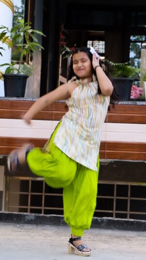 Saniya Ahmed Instagram - Rimjhim, Rimjhim Karthi, payel #instagram #reelsinstagram #reels #viral #video #trending #acting #dance