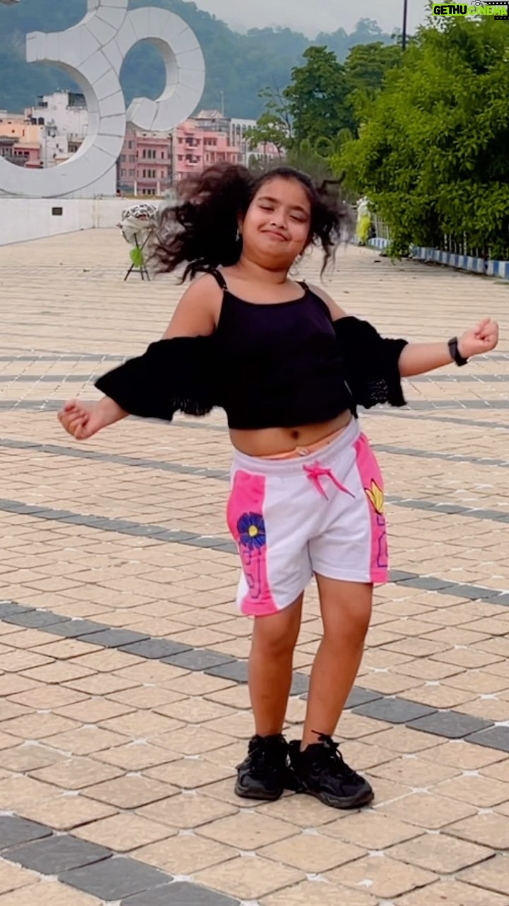 Saniya Ahmed - 3.2K Likes - To Suru kara #instagram #reelsinstagram #reels #viral #video #trending #acting #dance