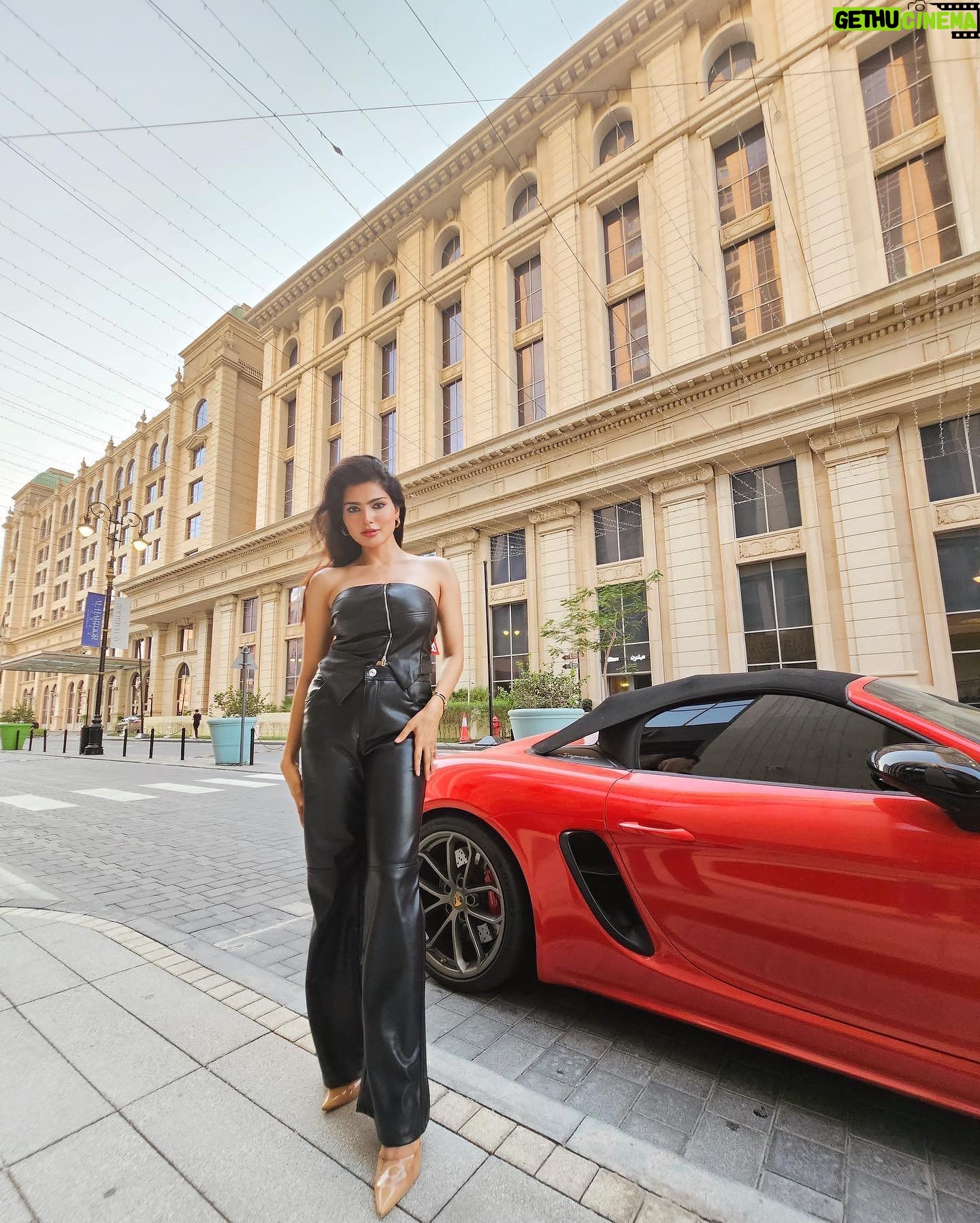 Sanjna Singh - 7.2K Likes - Life is brighter when you focus on the good.
