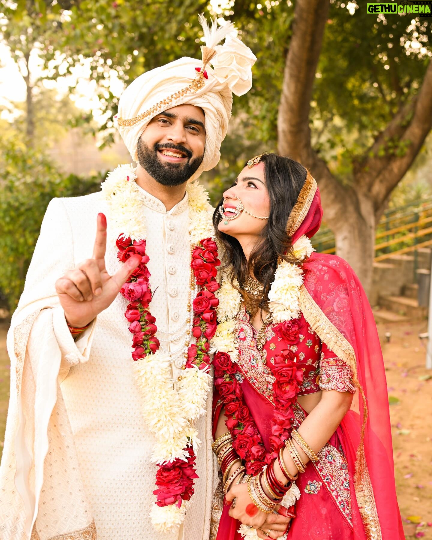 Sanjna Singh - 73.2K Likes - “New Year, New Beginnings ✨💍 Starting 2025 with love, laughter, and my forever by my side. 
09/12/2024 
Here’s to a lifetime of adventures together ❤️ #JustMarried #NewYearNewJourney #ForeverAndAlways”