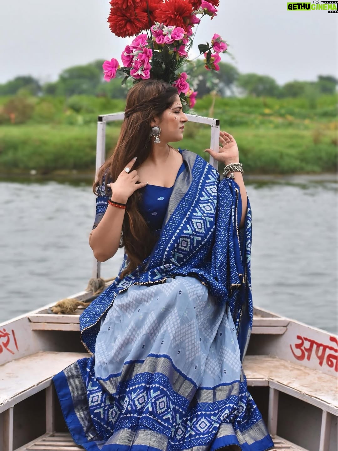Sapna Gill - 19.9K Likes - “जो कुछ भी हुआ, अच्छे के लिए हुआ। जो कुछ भी हो रहा है, अच्छे के लिए हो रहा है। जो कुछ भी होगा, अच्छे के लिए ही होगा।” Radhe Radhe 🙏🏻