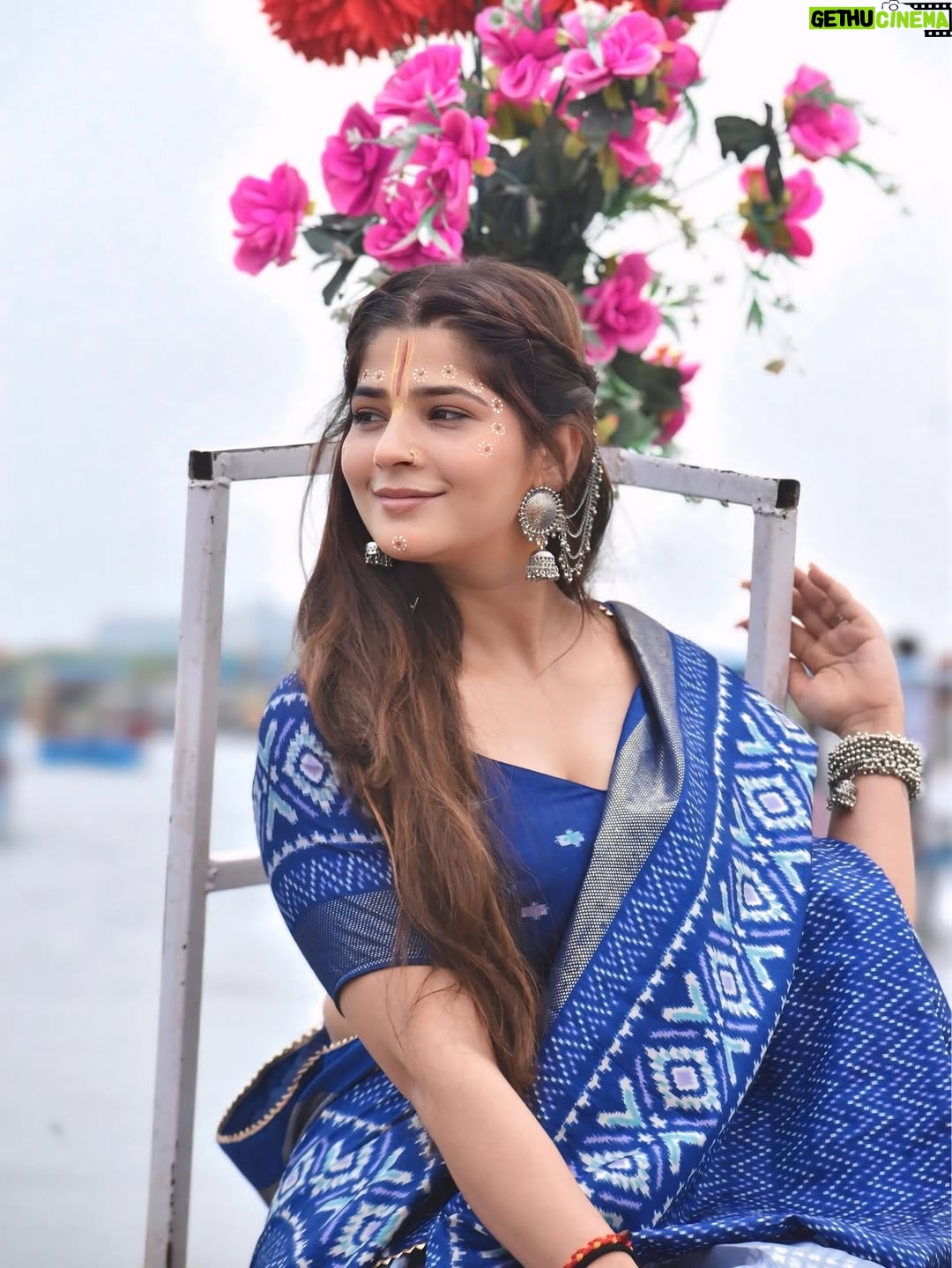 Sapna Gill - 19.9K Likes - “जो कुछ भी हुआ, अच्छे के लिए हुआ। जो कुछ भी हो रहा है, अच्छे के लिए हो रहा है। जो कुछ भी होगा, अच्छे के लिए ही होगा।” Radhe Radhe 🙏🏻