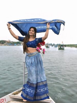 Sapna Gill Instagram - “जो कुछ भी हुआ, अच्छे के लिए हुआ। जो कुछ भी हो रहा है, अच्छे के लिए हो रहा है। जो कुछ भी होगा, अच्छे के लिए ही होगा।” Radhe Radhe 🙏🏻