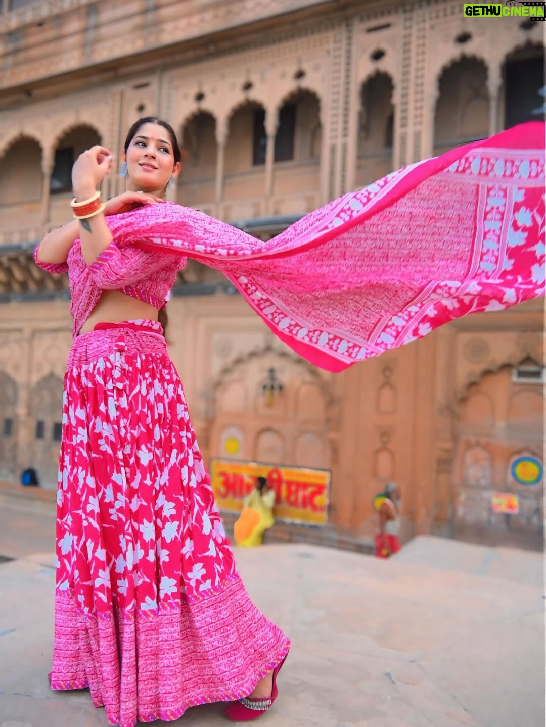 Sapna Gill - 22.2K Likes - जो मन की खोज में लगे रहे, वही सच्चे प्रेम को पाता है।.
.
.
.
.
.
.
.
.
.
#sapnagill #sapnagillfam #sapnamasoom #krishnasapna