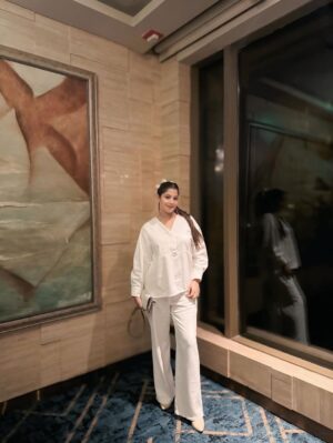Sapna Gill Instagram - I may not be the best, I may not be loved by anyone but I am me. That’s what makes me special..
.
.
.
.
.
.
.
.
.
.
.
.
.
#sapnagill #sapnagillfam #sapnamasoom