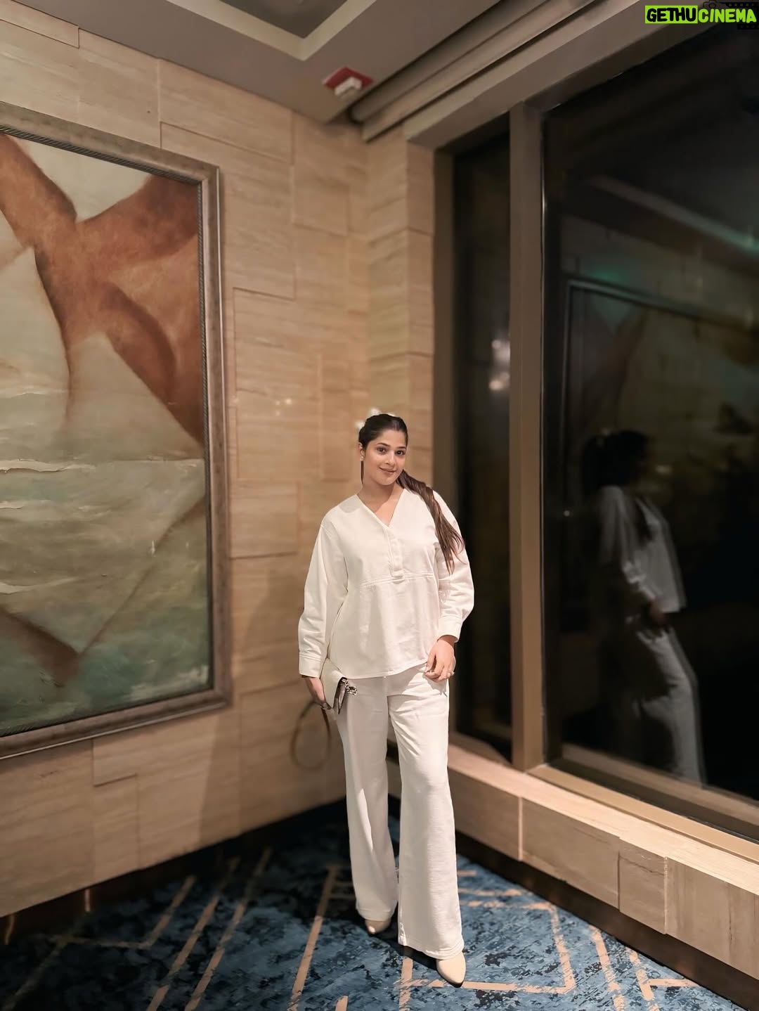 Sapna Gill - 20.7K Likes - I may not be the best, I may not be loved by anyone but I am me. That’s what makes me special..
.
.
.
.
.
.
.
.
.
.
.
.
.
#sapnagill #sapnagillfam #sapnamasoom
