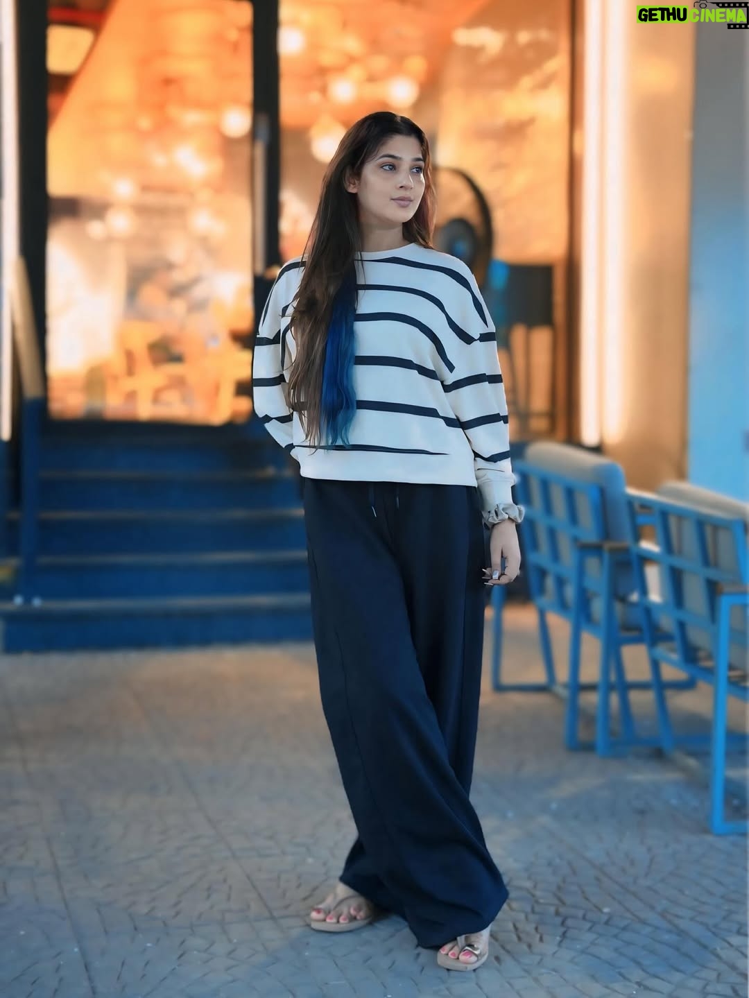 Sapna Gill - 21.1K Likes - I was born awesome and cool; it is the global warning making me hot..
.
.
.
.
.
.
.
.
.
.
#sapnagill #sapnagillfam #sapnamasoom