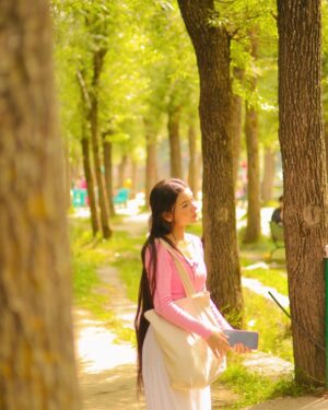 Sapna Nar Bahadur Instagram - Fight for your fairytale lil princess 🎀🎀

#inayat_16 #team4saiz #ootd #photo #place