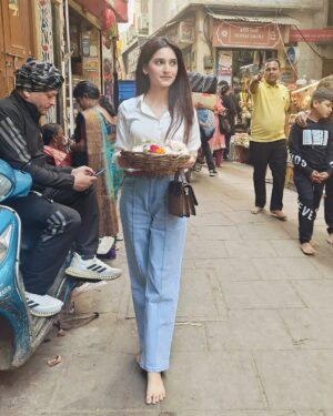 Sapna Parihar Instagram - Ishq hai ye…#banaras♥️