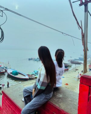 Sapna Parihar Instagram - Ishq hai ye…#banaras♥️