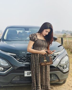 Sapna Parihar Instagram - Wearing- @tagthelabel.in
@_sapnaparihar_