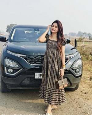 Sapna Parihar Instagram - Wearing- @tagthelabel.in
@_sapnaparihar_